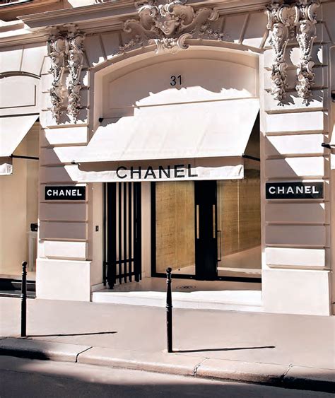 maison chanel.